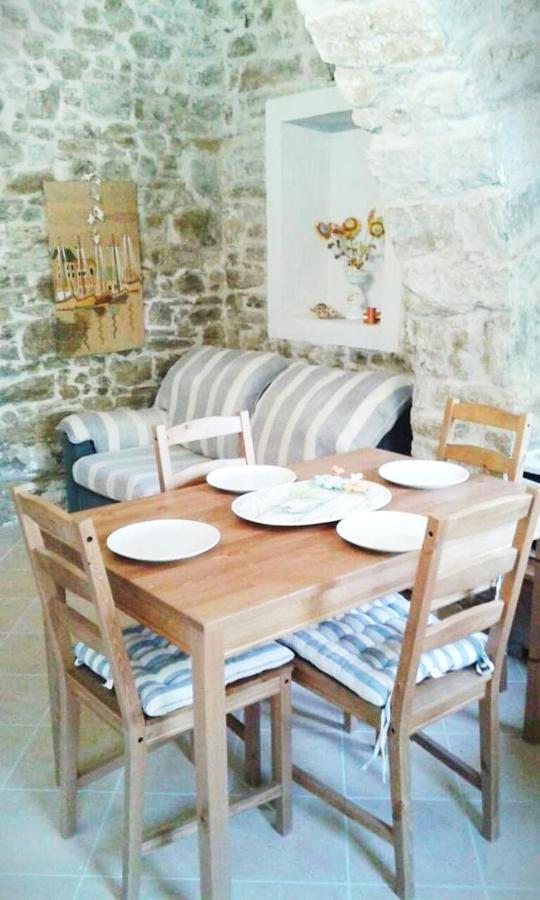 Traditional Family House, Ground Floor With Yard Koronos Exterior photo